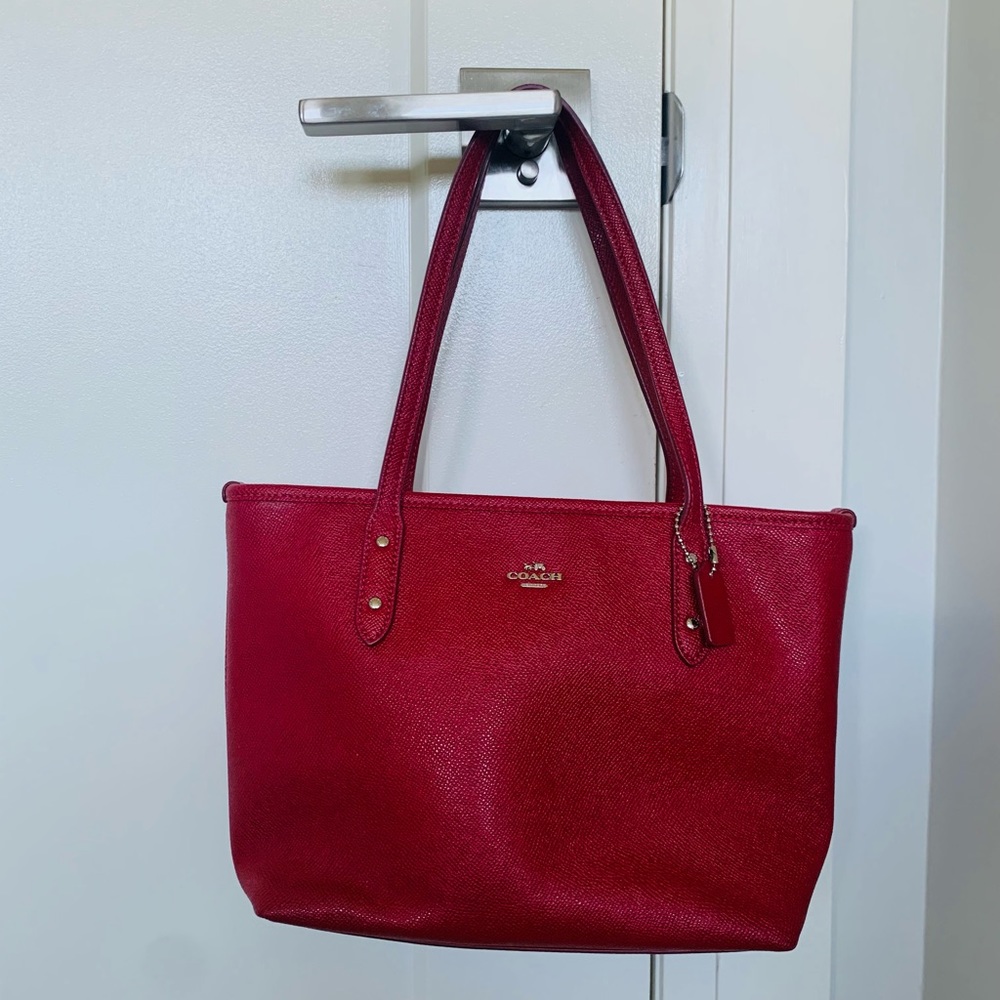 ~NWOT coach purse~
